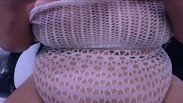 chuby pau online show from October 16, 2025, 2:23 am