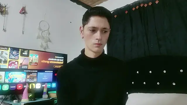 Snapshot of Tyler_cat chatting on October 20, 2025, 11:05 pm Tyler cat online show from October 20, 2025, 11:05 pm