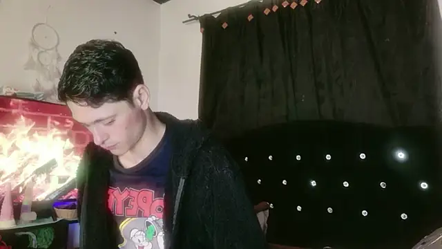 Snapshot of Tyler_cat chatting on November 15, 2025, 3:26 am Tyler cat online show from November 15, 2025, 3:26 am