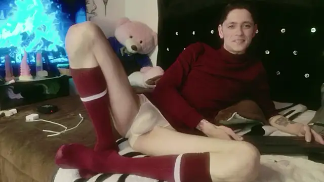 Snapshot of Tyler_cat chatting on November 18, 2025, 11:26 pm Tyler cat online show from November 18, 2025, 11:26 pm