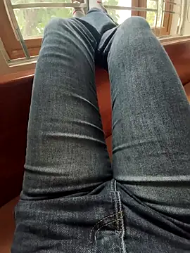 Lili 2love online show from February 2, 2026, 1:04 am