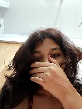 Snapshot of Sweet_Couple59 chatting on May 11, 2026, 7:44 pm Sweet Couple59 online show from May 11, 2026, 7:44 pm