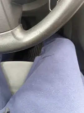 Snapshot of ayrtonmen chatting on October 28, 2025, 1:58 pm ayrtonmen online show from October 28, 2025, 1:58 pm