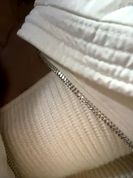 Snapshot of yourkeer chatting on November 11, 2025, 2:39 pm yourkeer online show from November 11, 2025, 2:39 pm