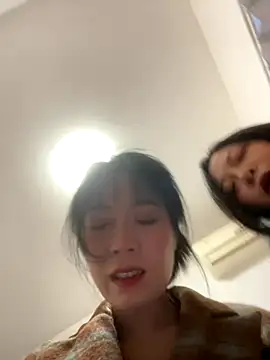 Snapshot of yourkeer chatting on November 12, 2025, 9:32 am yourkeer online show from November 12, 2025, 9:32 am