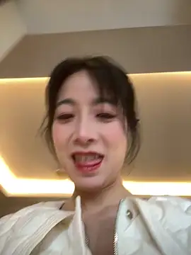 Snapshot of yourkeer chatting on November 23, 2025, 6:13 am yourkeer online show from November 23, 2025, 6:13 am