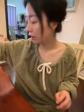 Snapshot of yourkeer chatting on November 25, 2025, 6:46 am yourkeer online show from November 25, 2025, 6:46 am