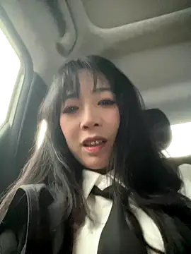 Snapshot of yourkeer chatting on December 20, 2025, 8:43 am yourkeer online show from December 20, 2025, 8:43 am