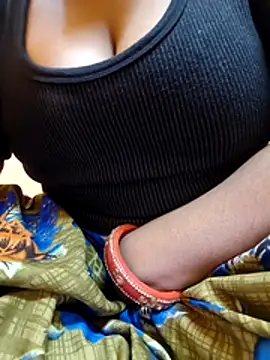 Loveishq1 online show from December 17, 2025, 9:15 am