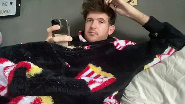 Snapshot of VersaGoo chatting on November 8, 2025, 9:09 am VersaGoo online show from November 8, 2025, 9:09 am