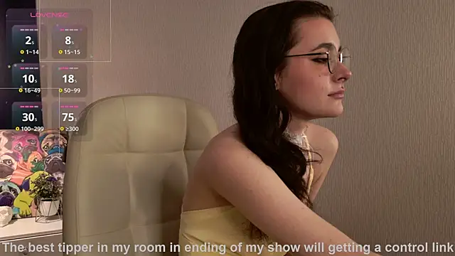 ElizabethMilller  online show from June 11, 2026, 9:24 pm