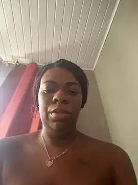 Snapshot of Priihmedeiros chatting on March 15, 2026, 10:43 am Priihmedeiros online show from March 15, 2026, 10:43 am