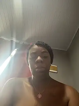 Snapshot of Priihmedeiros chatting on April 1, 2026, 9:43 am Priihmedeiros online show from April 1, 2026, 9:43 am