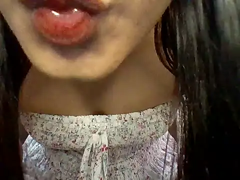 Snapshot of Hotty_kaira chatting on May 24, 2026, 4:12 pm Hotty kaira online show from May 24, 2026, 4:12 pm