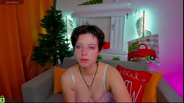 Sara Frayer online show from December 5, 2025, 1:03 am