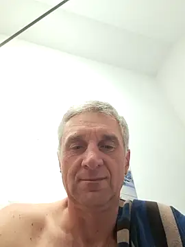 Vintermelon2 online show from October 18, 2025, 10:05 am