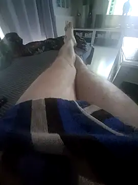 Snapshot of Vintermelon2 chatting on February 15, 2026, 6:32 am Vintermelon2 online show from February 15, 2026, 6:32 am