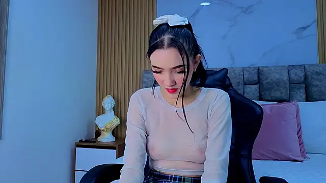 Snapshot of angel__kiss chatting on November 5, 2025, 11:43 am angel kiss online show from November 5, 2025, 11:43 am