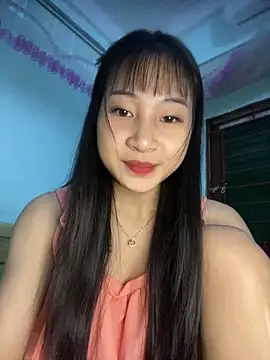 banlinh004 online show from October 26, 2025, 3:29 pm