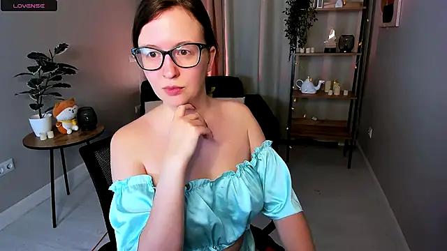 arizzzona online show from November 7, 2025, 6:02 am