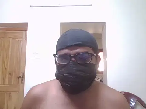 Snapshot of tamilkajal chatting on October 12, 2025, 5:28 am tamilkajal online show from October 12, 2025, 5:28 am