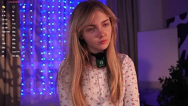 CelestaDicorcia online show from December 19, 2025, 9:22 pm