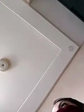 Snapshot of -Sonbola chatting on October 5, 2025, 3:54 pm -Sonbola online show from October 5, 2025, 3:54 pm