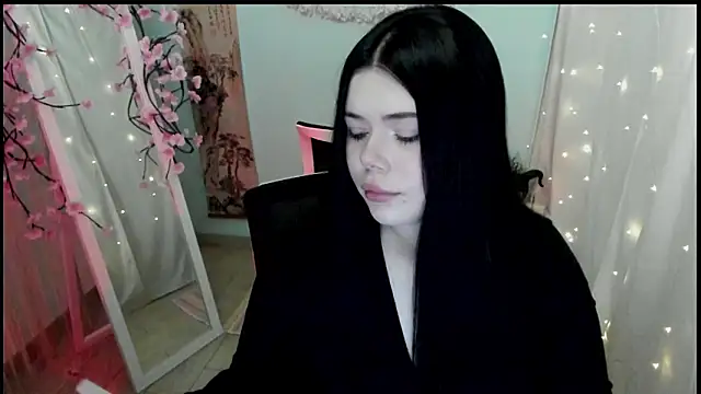 Mona Esty online show from March 24, 2026, 7:13 am