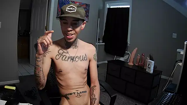 Snapshot of Michigan9000 chatting on October 18, 2025, 5:25 pm Michigan9000 online show from October 18, 2025, 5:25 pm