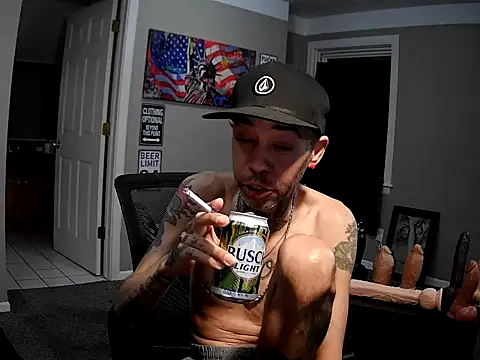 Snapshot of Michigan9000 chatting on October 22, 2025, 5:19 am Michigan9000 online show from October 22, 2025, 5:19 am