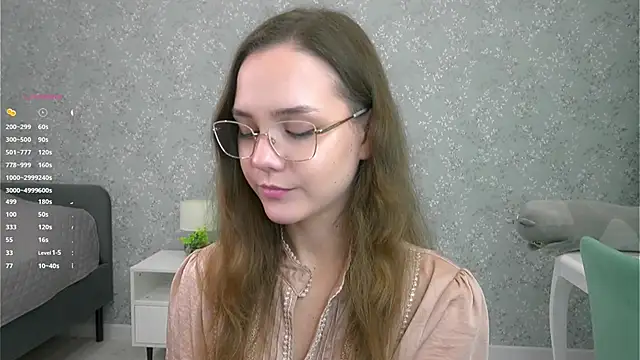 SweetSaraPie online show from November 13, 2025, 7:24 pm