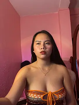 Funtasee Andi online show from May 27, 2026, 3:31 pm