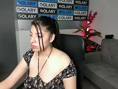 Violetta Swett  online show from October 6, 2025, 12:35 pm