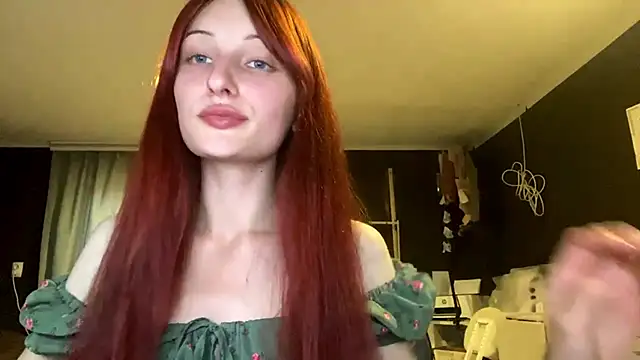 EvaLiv online show from October 4, 2025, 10:35 am