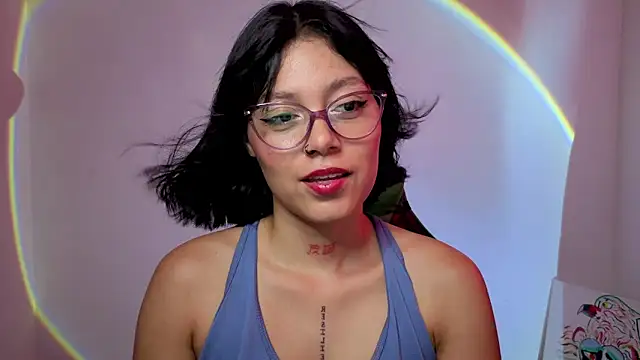 Snapshot of Qadeshoficial chatting on November 8, 2025, 9:13 pm Qadeshoficial online show from November 8, 2025, 9:13 pm