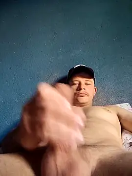 Snapshot of IZ2398 chatting on March 27, 2026, 7:24 pm IZ2398 online show from March 27, 2026, 7:24 pm