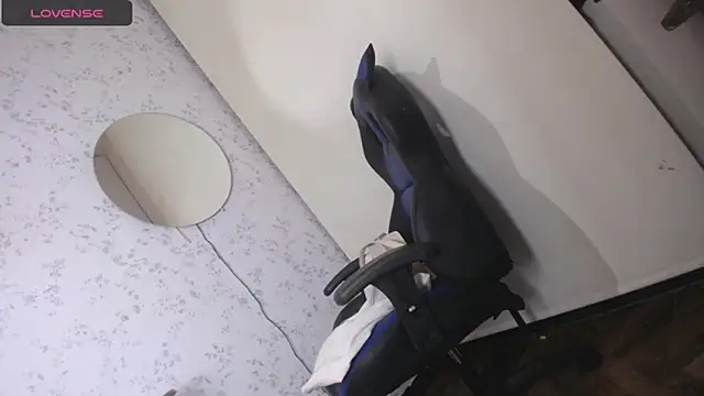 Snapshot of altair_w chatting on November 12, 2025, 8:52 pm altair w online show from November 12, 2025, 8:52 pm