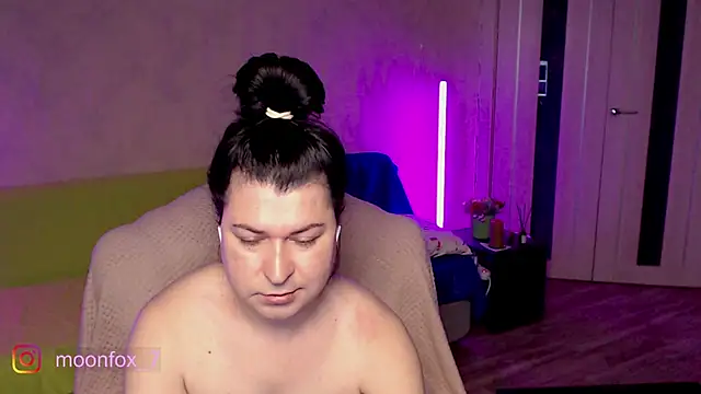 Snapshot of micromouse_mo chatting on March 4, 2026, 1:33 am micromouse mo online show from March 4, 2026, 1:33 am