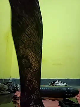 Canelasexo82 online show from November 24, 2025, 11:48 pm