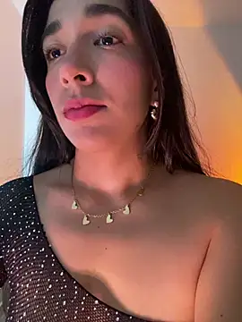 SabrinaEvanss  online show from June 18, 2026, 6:01 pm
