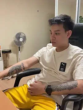 latava online show from November 6, 2025, 4:08 pm