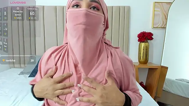  alishaa c online show from October 11, 2025, 2:55 am