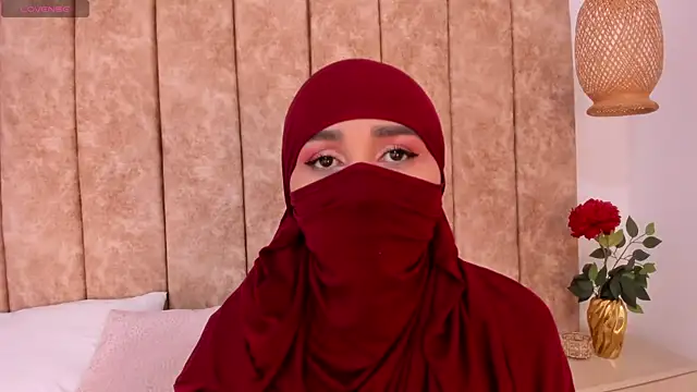  alishaa c online show from November 4, 2025, 2:54 am