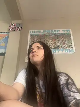 Snapshot of Jynx420friendly chatting on May 16, 2026, 10:19 pm Jynx420friendly online show from May 16, 2026, 10:19 pm