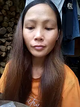hanghuong online show from October 8, 2025, 12:52 am