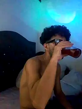 oiresopit7 online show from March 20, 2026, 2:16 am