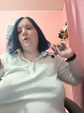  alexandra ray  online show from May 10, 2026, 12:21 pm