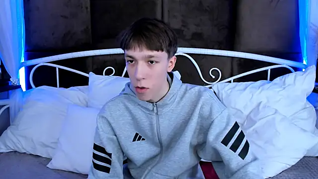 MarkBranston online show from November 23, 2025, 10:48 am