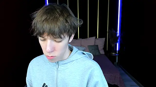 Snapshot of MarkBranston chatting on February 13, 2026, 10:44 am MarkBranston online show from February 13, 2026, 10:44 am