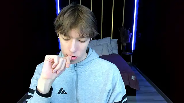 Snapshot of MarkBranston chatting on February 22, 2026, 10:47 am MarkBranston online show from February 22, 2026, 10:47 am